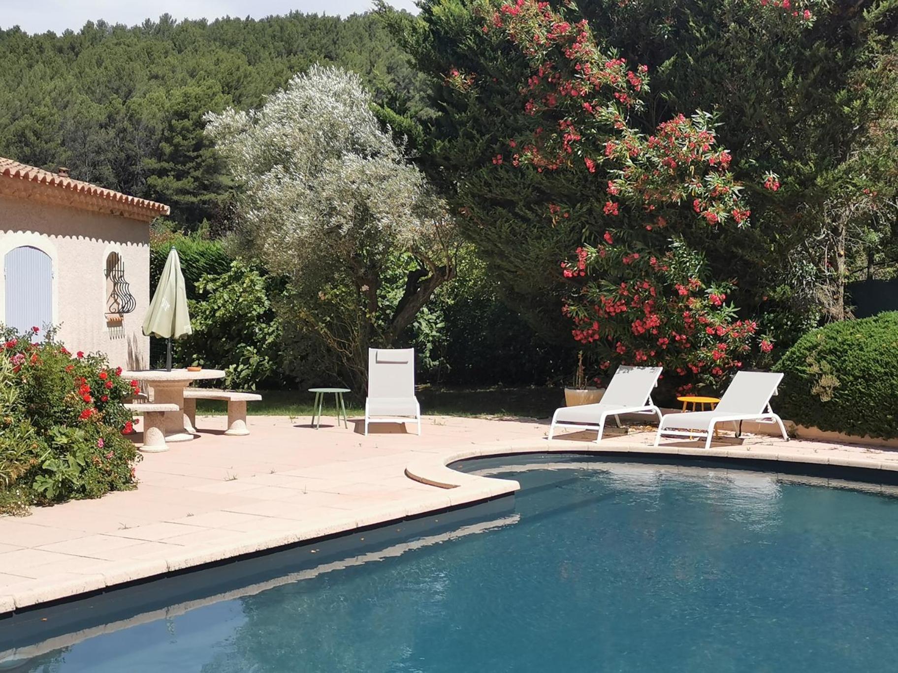 Le Loriot Vila Auriol Exterior foto